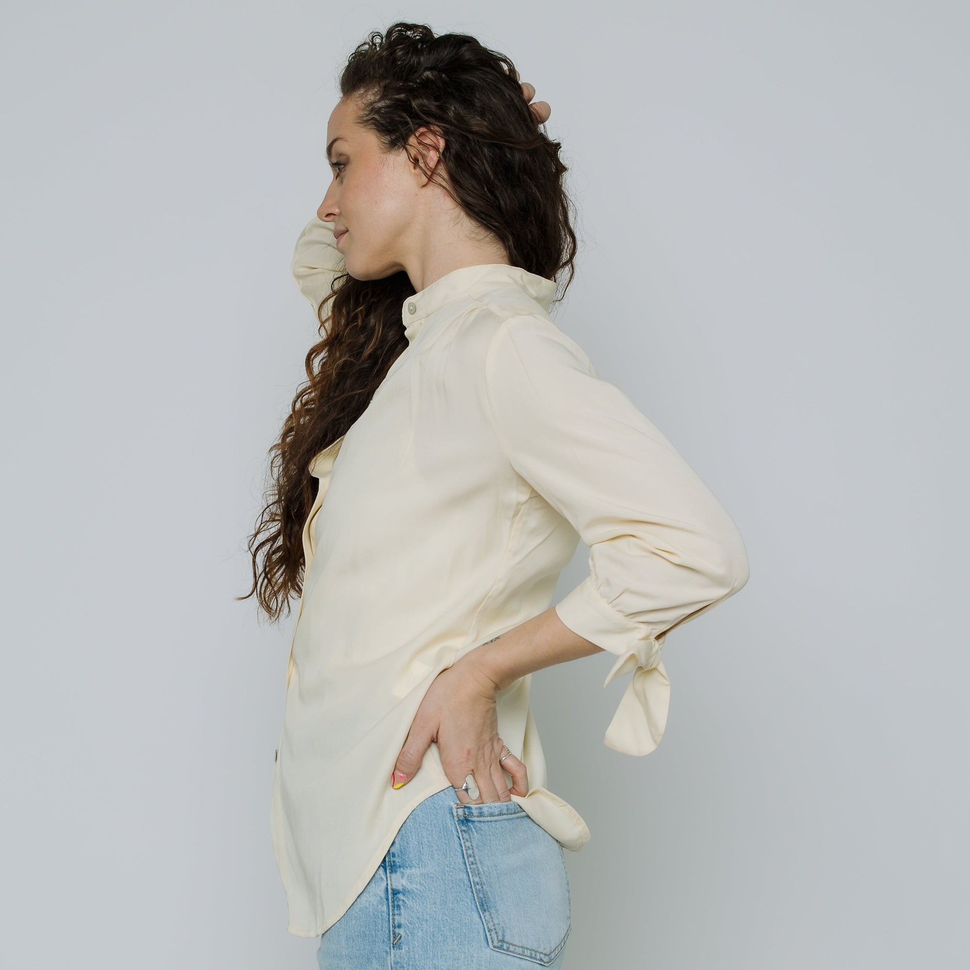 Margitta Tie-Sleeve Blouse (Ivory)